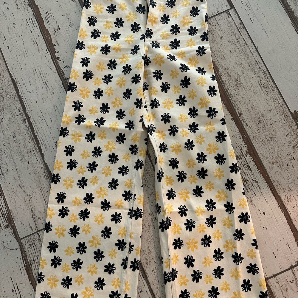 Zara Womens Floral Bottoms in Black and Yellow